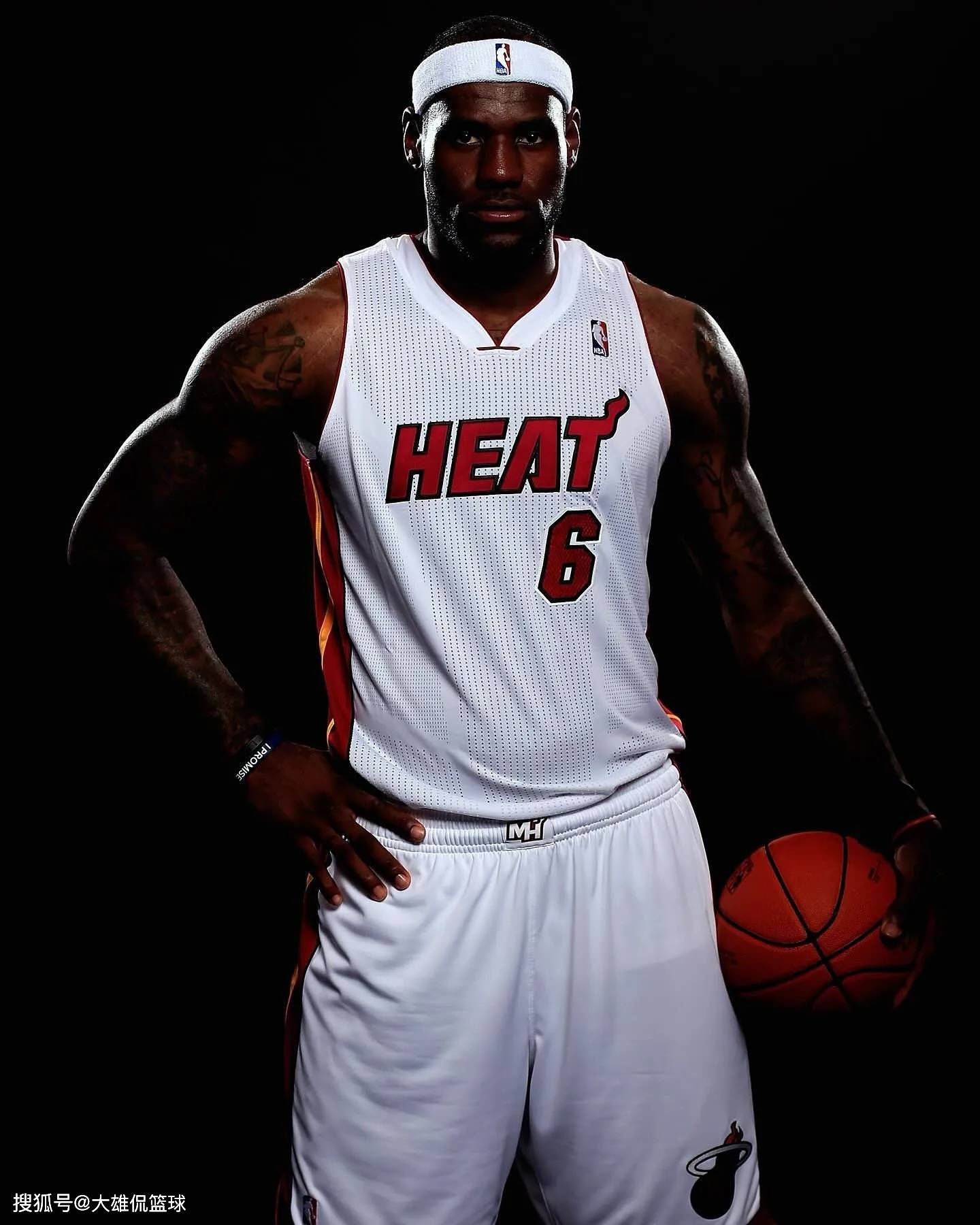  又见绝平！迈阿密热火与山东泰山鏖战至终场，辛纳读秒救主